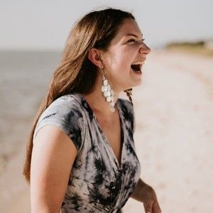 Meet your Posher, Angelica